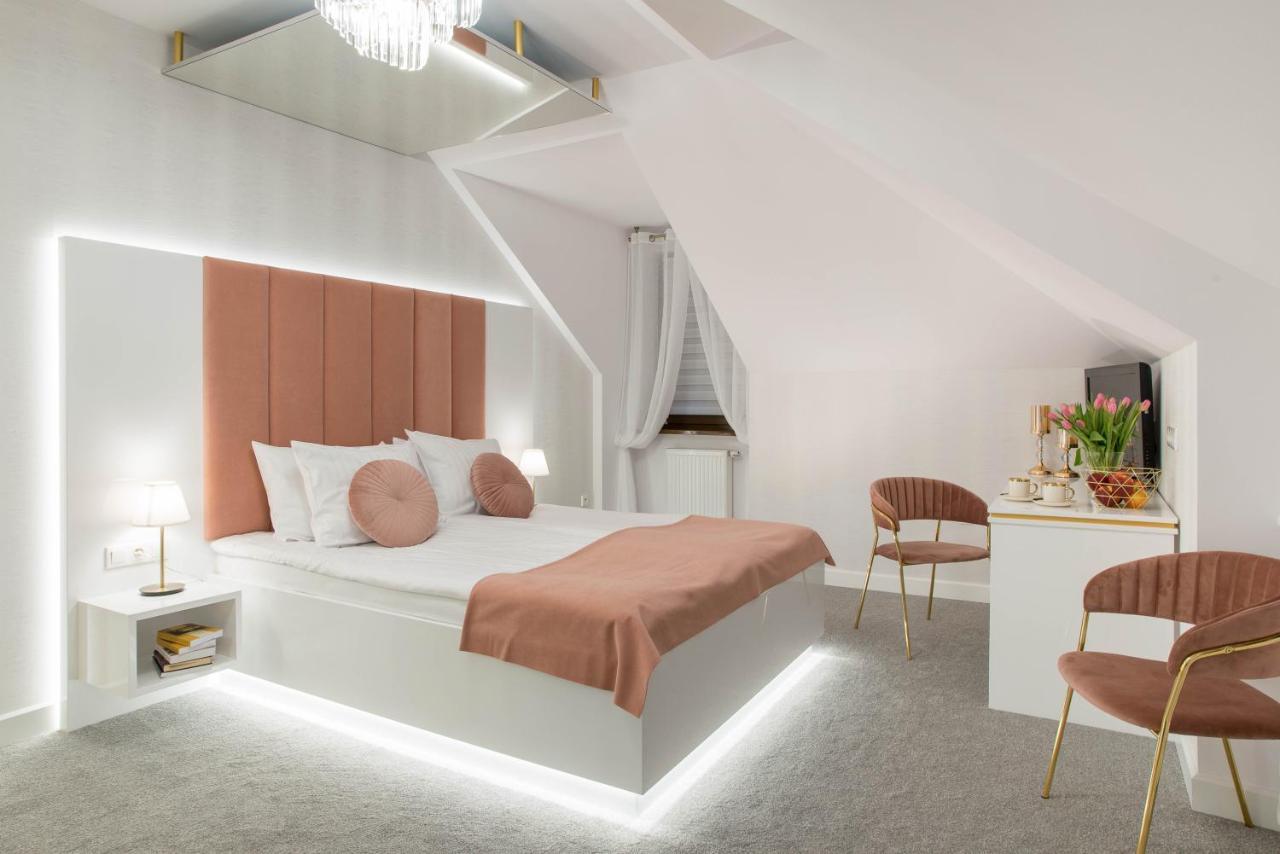 Hotel Nowodwory Ciechanowiec Eksteriør bilde