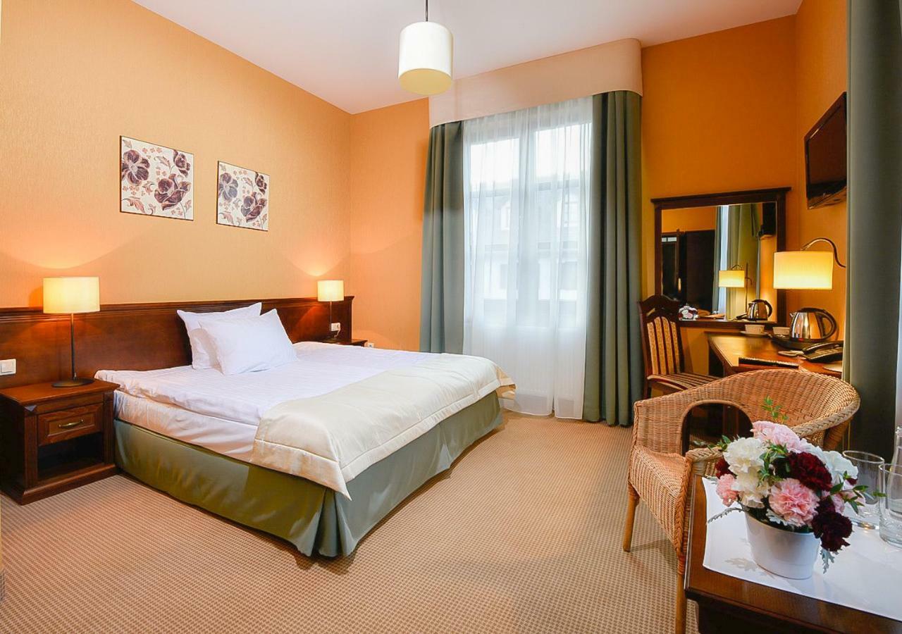 Hotel Nowodwory Ciechanowiec Eksteriør bilde