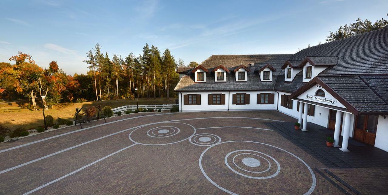 Hotel Nowodwory Ciechanowiec Eksteriør bilde